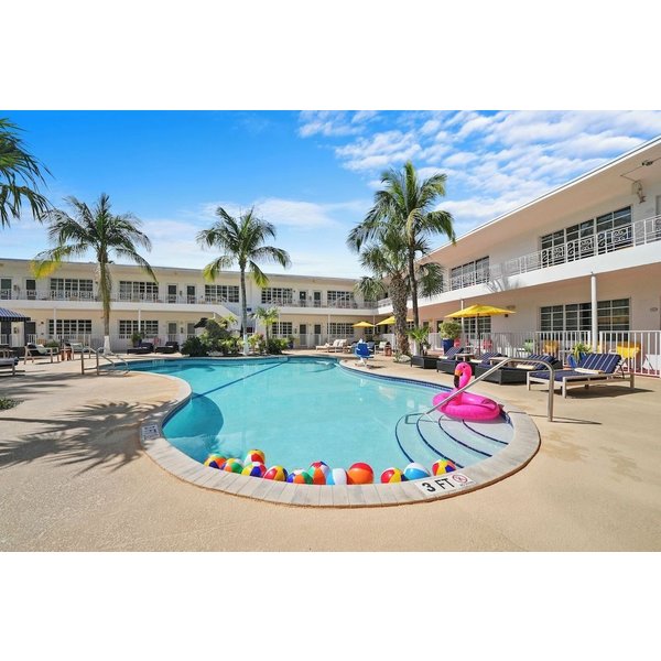 Bologna - Miami, Florida - Tradewinds Apartment Hotel Miami Beach-image
