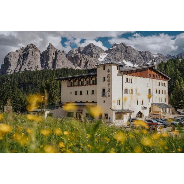Firenze - Dolomiti, Montagna Italia - B&B Hotel Passo Tre Croci Cortina-image