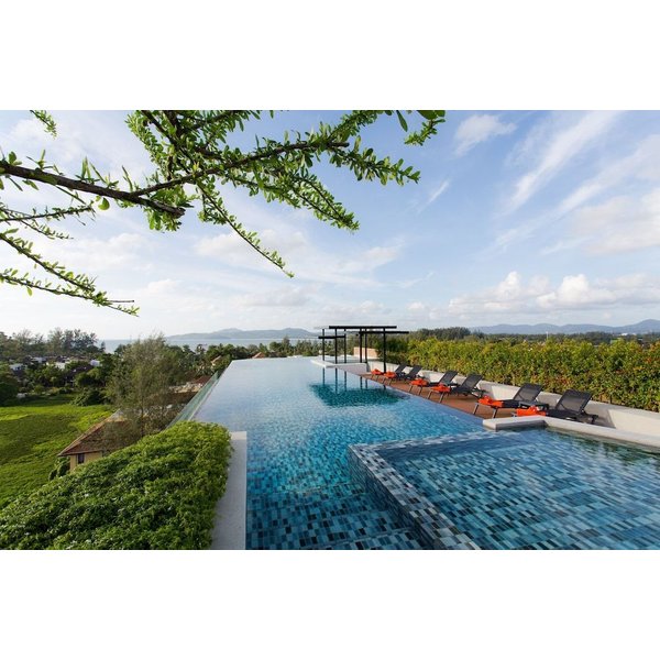 Thailand - 6th Avenue Surin Beach - Official Account