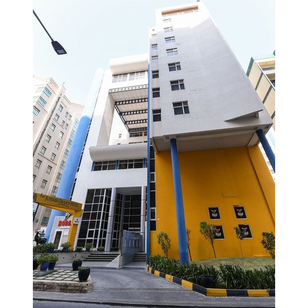 Bahrain - Juffair Grand Hotel