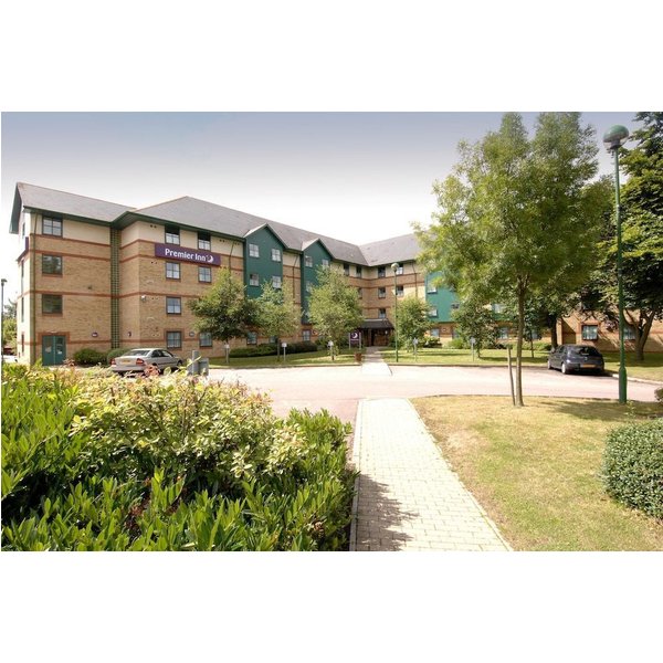 Luton - Premier Inn Luton - Airport