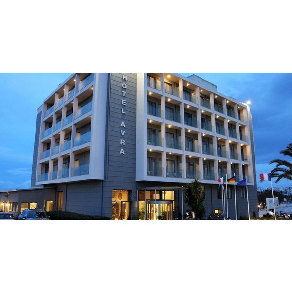 Rafina - Hotel Avra by Smile hotels - Free Airport Shuttle