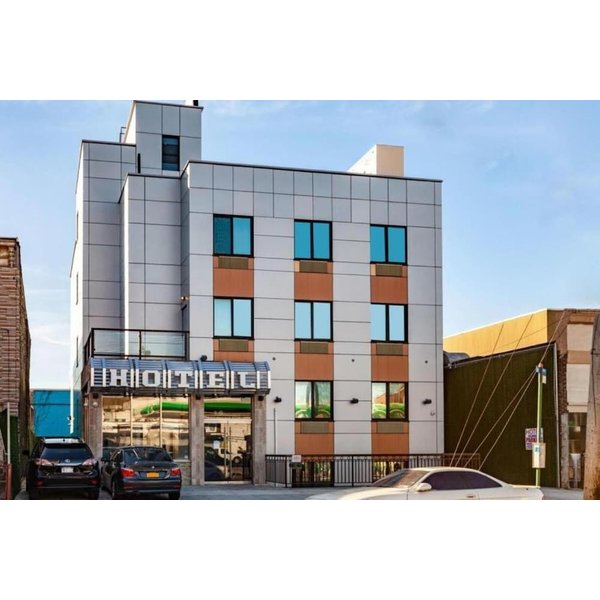 Bari - New York, Stati Uniti - Umbrella Hotel Brooklyn - Newly Renovated-image