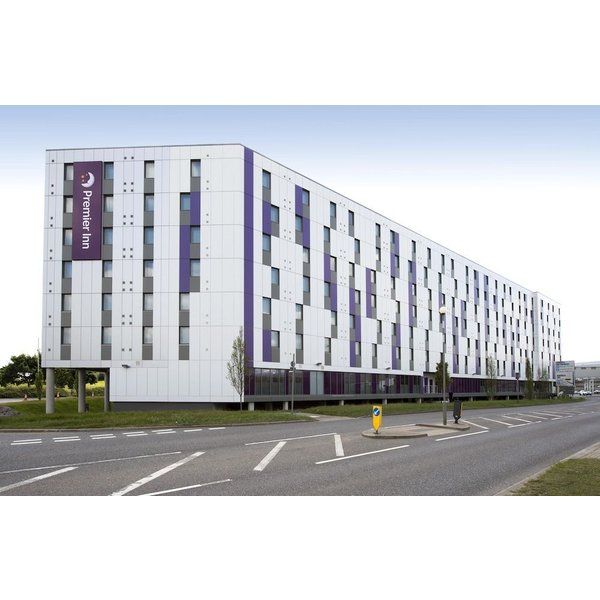 Torino - Heathrow - Premier Inn Heathrow Airport Terminal 4-image