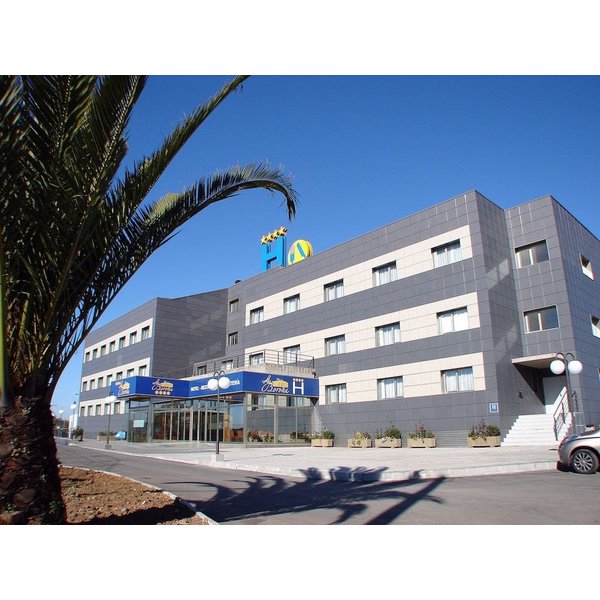 Milano - Gijon - Hotel La BoroñA-image