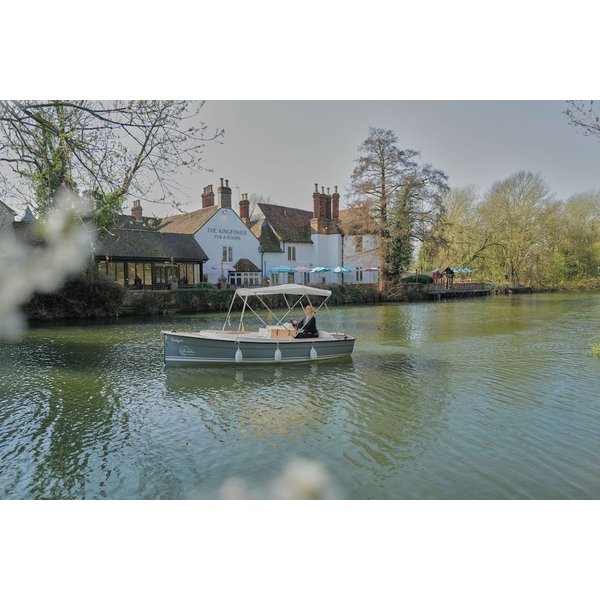 Bedford - The Kingfisher Pub & Hotel