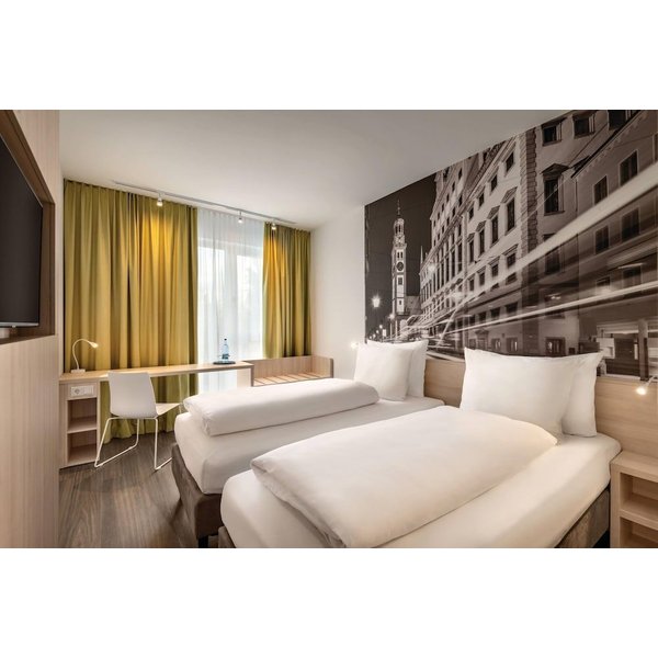 Augsburg - Super 8 by Wyndham Augsburg