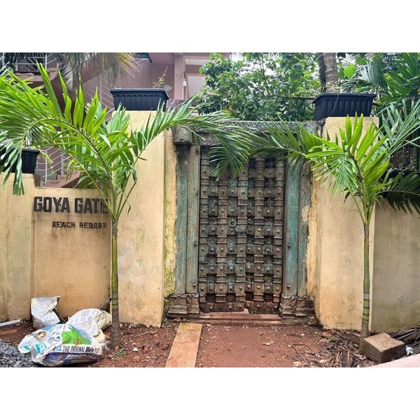 Goa - Goya Gate Beach Resort