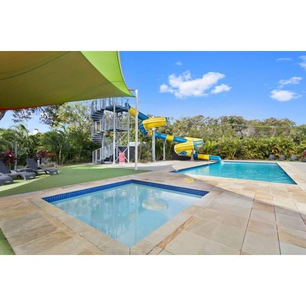 Gold Coast - Nobby Beach Holiday Village