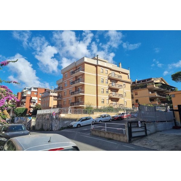 Milano - Roma - Palazzo Sant'antonio Roma-image