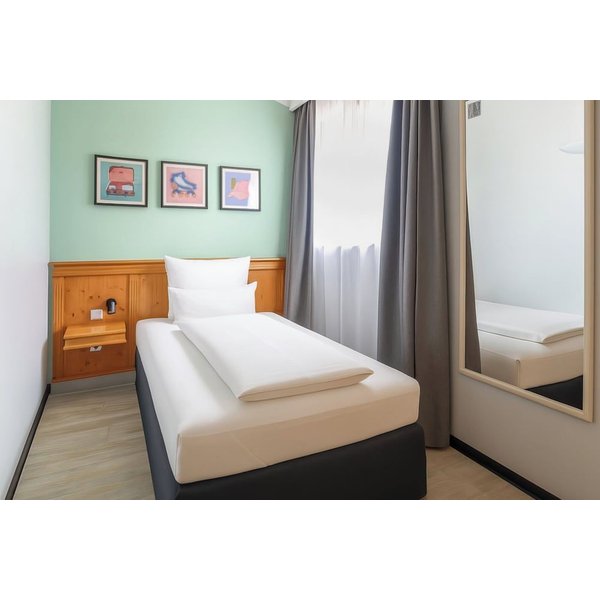 Stockholm - München - Garner Hotel Munich - Messe by IHG
