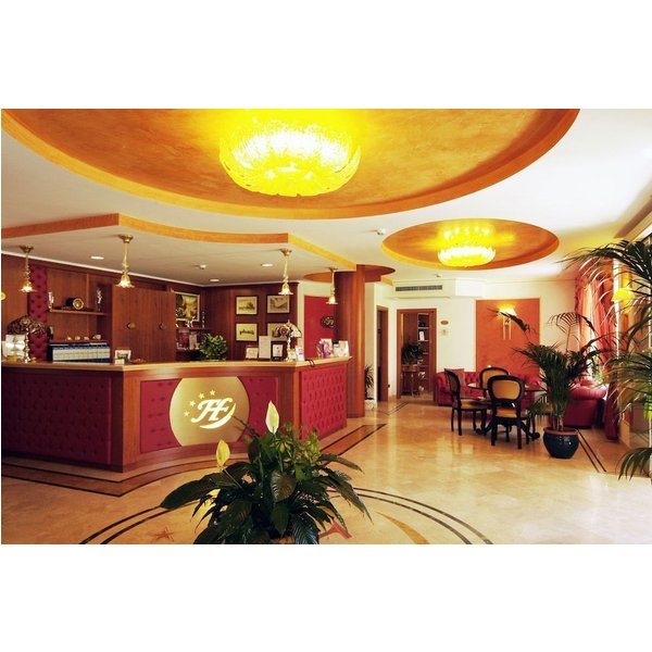 Valmontone - Fashion Hotel