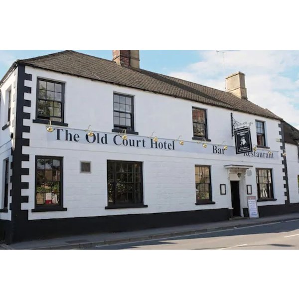 Oxfordshire - The Old Court Hotel