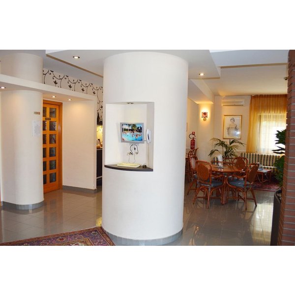 Verona - Villafranca Tirrena - Hotel Redebora-image