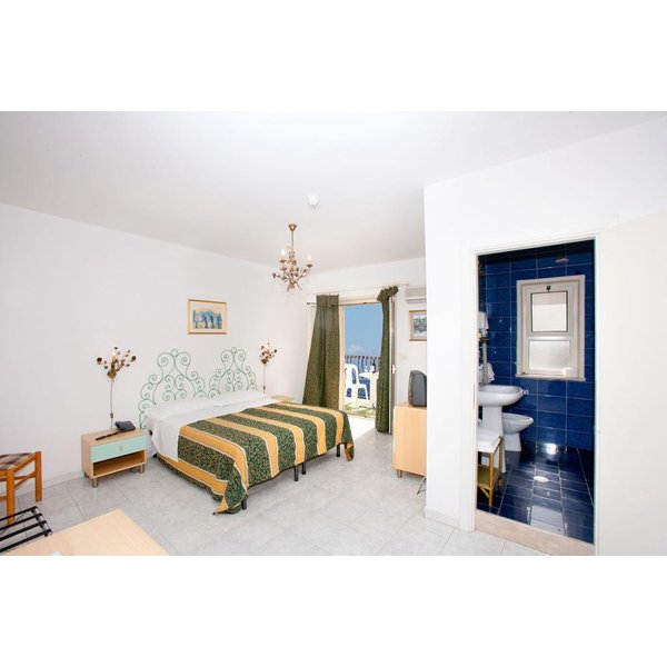 Bari - Taormina - Hotel Da Peppe-image