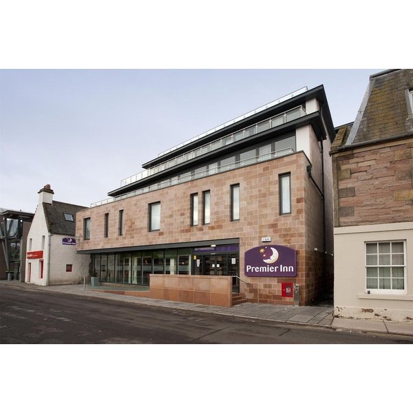 Milano - Inverness - Premier Inn Inverness Centre - River Ness-image