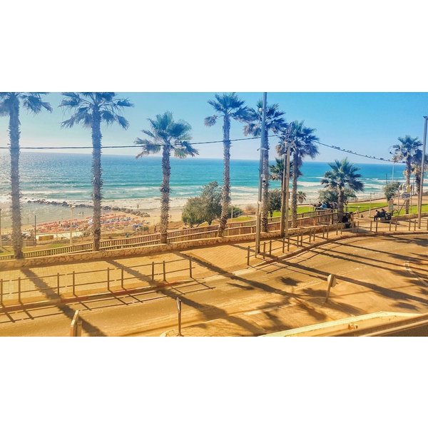 Tel Aviv - Spat Beach