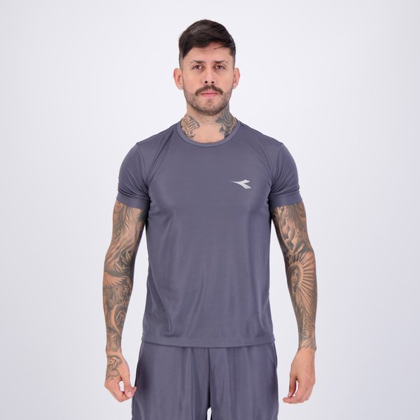 Camiseta Diadora EXC Logo Cinza