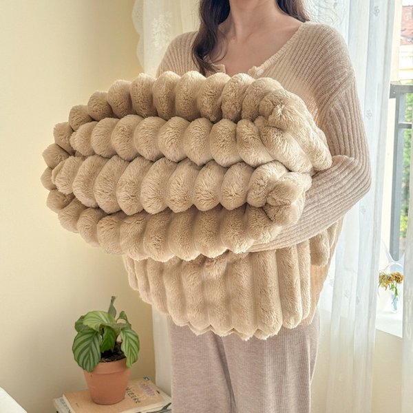 Rabbit Fur Like Blanket Milky Flannel Cover Blanket Thick Nap Blanket Gift Blanket-image