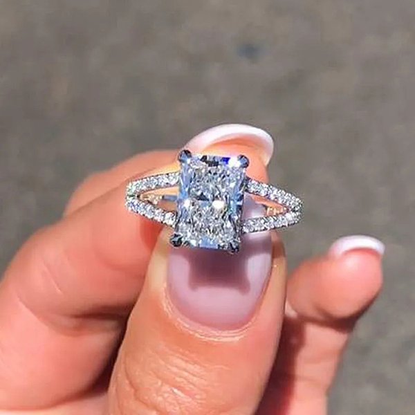 Cao Shi's New Women's Micro Set Fashion Square Diamond Engagement Double layered One Ring