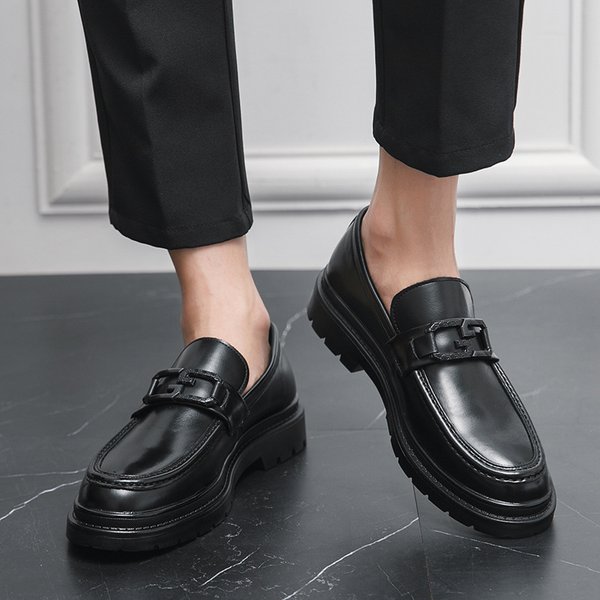 2024 British Style Black Men's Business Dress Leather Shoes Trend Instagram Thick Sole One Foot Casual Loafers For Men-image