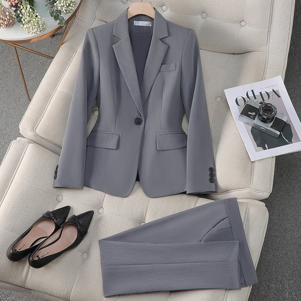 Elegant Gray Women's Suit Set – Professional Blazer & Pants For Office, Interviews & Formal Occasions (S-4XL, Classic Fit)-image