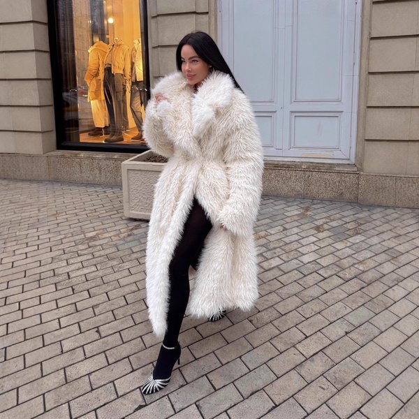 Luxury Fur Coat Women's Long Elegant Winter Jacket Fashionable Snow Fox Fur-Like Outerwear (White, S/M/L/Xl)-image
