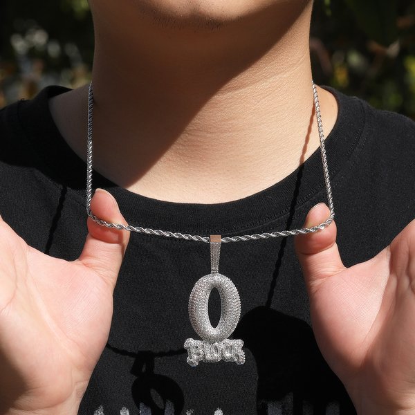 Men's Hip Hop Pendant Necklace – O Block Full Zircon Letter Design, Trendy Diamond-Cut Jewelry-image