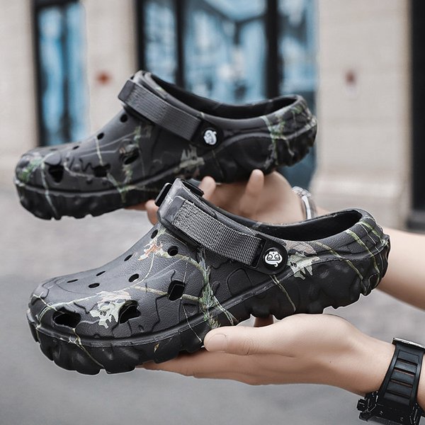 Fashion Men Slippers Comfort Beach Sandals Non-Slip Garden Slides Chef Shoes Summer Casual Shoes Nurse Doctor Shoes Flip Flops-image