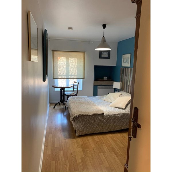 HôTel à Senozan à Partir De 79€ Par Nuit-image