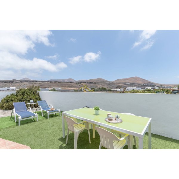 Appartement De Vacances à Yaiza à Partir De 53€ Par Nuit-image