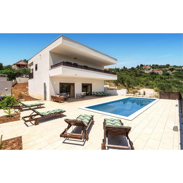 Maison De Vacances à Brac à Partir De 357€ Par Nuit-image