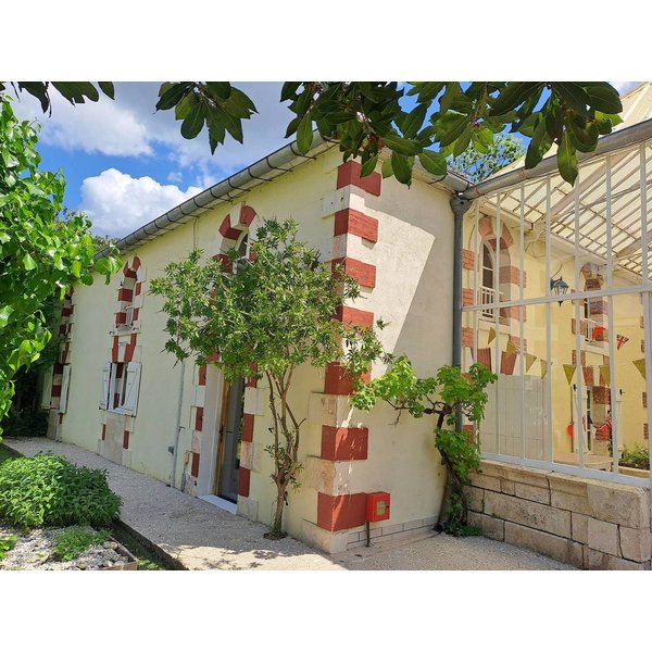 Maison De Vacances à Sainte-Soulle à Partir De 214€ Par Nuit-image