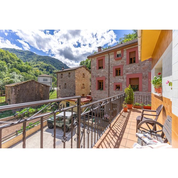 Maison De Vacances à Somiedo à Partir De 101€ Par Nuit-image