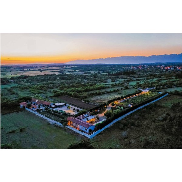 Maison De Vacances à Vrsi à Partir De 372€ Par Nuit-image