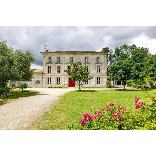 HôTel à Charente à Partir De 113€ Par Nuit-image