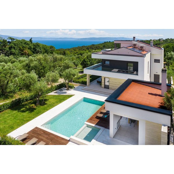 Maison De Vacances à RašA à Partir De 503€ Par Nuit-image