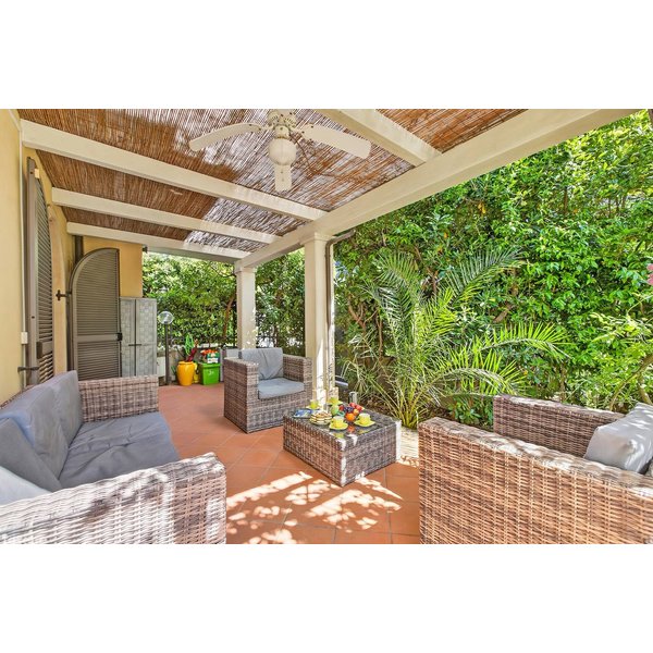 Appartement De Vacances à Versilia à Partir De 125€ Par Nuit-image