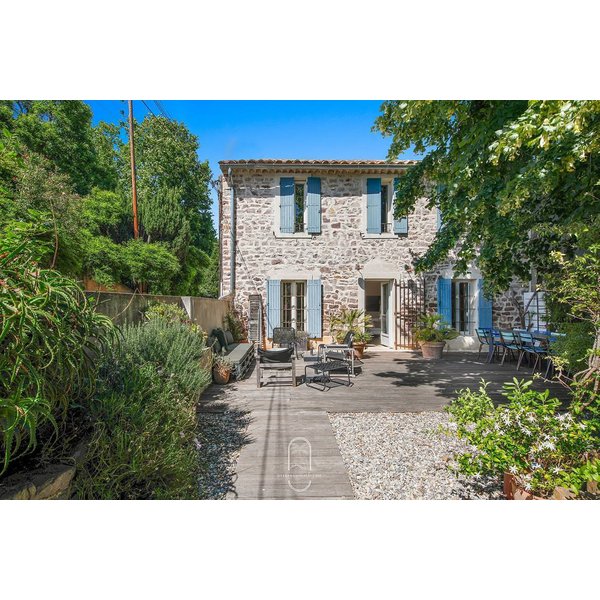 Appartement De Vacances à Var à Partir De 333€ Par Nuit-image