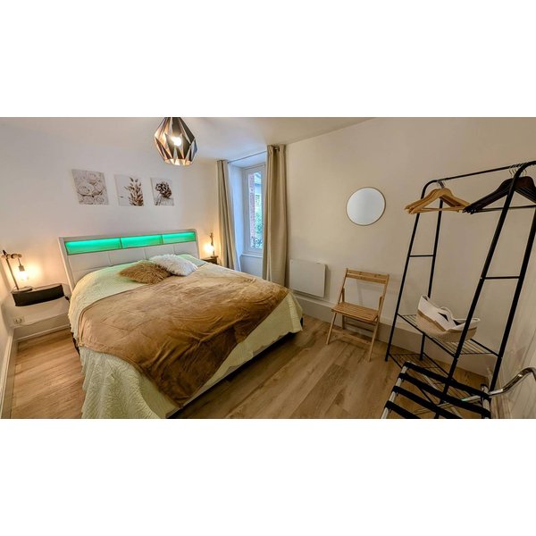 Maison De Vacances à Limousin à Partir De 71€ Par Nuit-image