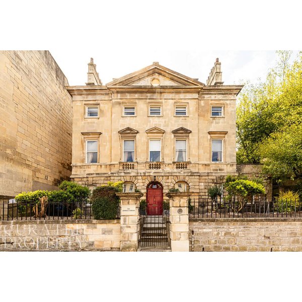 Maison De Vacances à Bath à Partir De 618€ Par Nuit-image