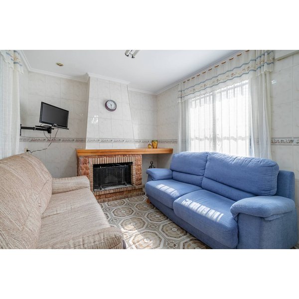 Maison De Vacances à Alacantí à Partir De 100€ Par Nuit-image
