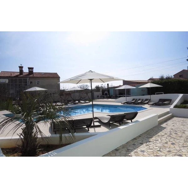 Maison De Vacances à Medulin à Partir De 97€ Par Nuit-image