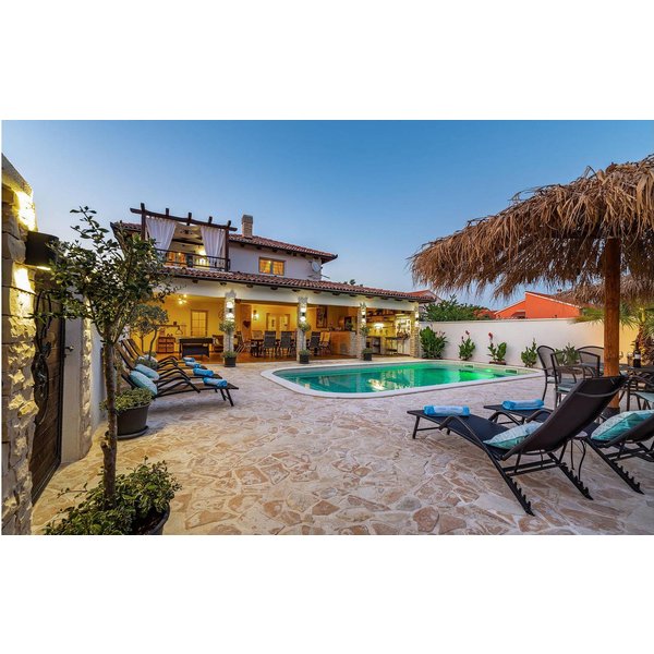 Maison De Vacances à Nin à Partir De 933€ Par Nuit-image
