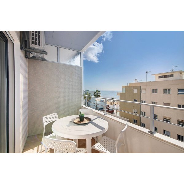 Maison De Vacances à Quarteira à Partir De 201€ Par Nuit-image