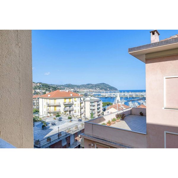 Appartement De Vacances à Imperia à Partir De 133€ Par Nuit-image