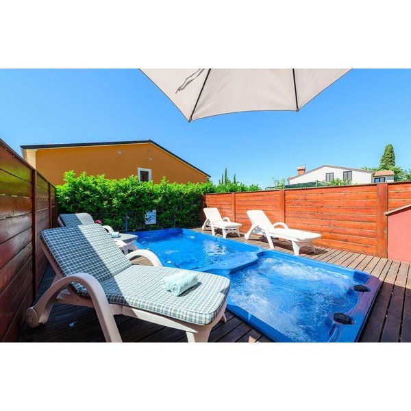 Maison De Vacances à Umag à Partir De 247€ Par Nuit-image