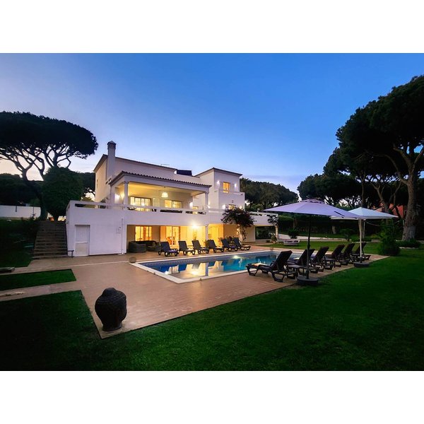 Maison De Vacances à Quarteira à Partir De 928€ Par Nuit-image