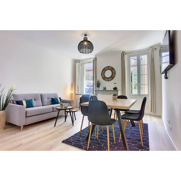 Appartement De Vacances à Antibes à Partir De 394€ Par Nuit-image