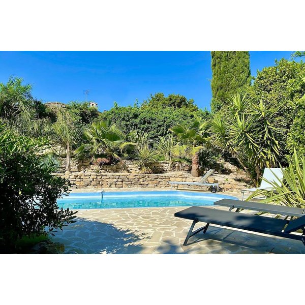 Maison De Vacances à Var à Partir De 565€ Par Nuit-image